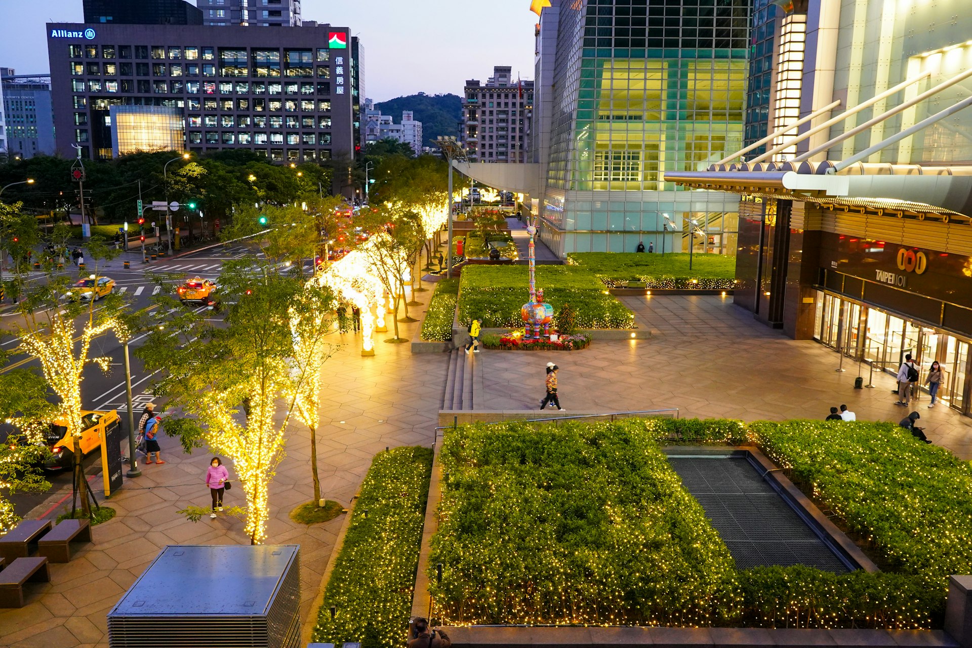 Well lit urban precinct with open sightlines, illustrating CPTED crime prevention through environmental design